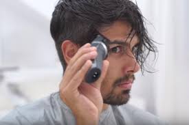 Como cortarte el pelo más fácil en casa (empezando desde el n°1). Como Cortarse El Pelo En Casa Durante La Cuarentena Gente Cultura Eltiempo Com