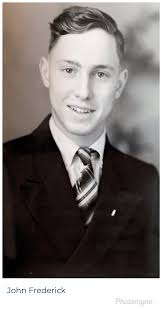 What are the names of the classmates in the 1935 Potosi high school class  photo?