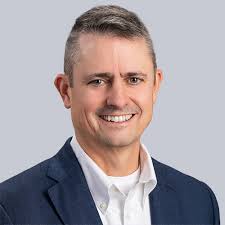 Clay Lindwall's Instagram, Twitter & Facebook