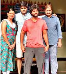 Vijay Devarakonda Family Photos Download Familyscopes Vijay devarakonda gets 1 million followers on twitter (photo:socialnews.xyz) facebook comments about gopi adusumilligopi adusumilli is a programmer. vijay devarakonda family photos