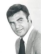 Feb 16, 2020 · while the mustache is iconic, it is also the reason that selleck is mistaken for other celebrities. Burt Reynolds Wikipedia