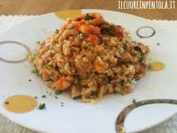 Se necessario, lasciar scongelare a temperatura ambiente il preparato surgelato per almeno mezz'ora. Ricetta Del Giorno Risotto Ai Frutti Di Mare Live Sicilia