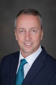 We are thrilled to welcome Tomek Siwiec to our New Wave team! He will  partner with Charles Schwab to continue to take exceptional care of his  clients. Call 479-877-2521 to reach Tomek