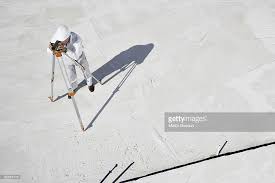 Stock Foto Landvermesser Arbeiten An Neuen Baustelle Photography New Construction Style Guides