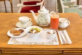 Retrouvez nos dates de salon du vin bio en 2021. Violetta Et Alfredo Salon De The Paris Restaurant Happycow