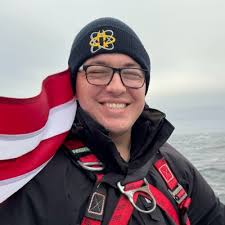 nuclear #navy #submarines #engineering #nuclearsubmarines #military  #officer #nuclearreactors #warship #reactor #reactorcontrol #virginiaclass  #generaldynamics #electricboat