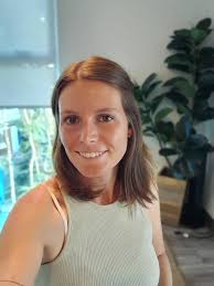 Is any one who is residing in Costa Rhu?