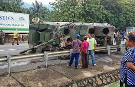 Maybe you would like to learn more about one of these? Gambar Dua Anggota Tentera Maut Dalam Nahas Kereta Perisai Terbalik