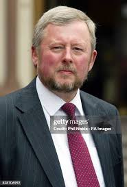 24 Phil Lockwood Photos & High Res Pictures