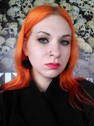 Vicky Golden • Estatura (altura), Peso, Medidas, Edad, Biografía, Wiki