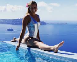 Nun spricht sie im sonntagsblick über ihren kraftort am urnersee. Sports Hotties Sexy Pic Of Ski Hottie Corinne Suter Sexy Swiss Skier