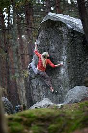 Hanne Riise De Fil En Aiguille 6c Fontainebleau France Climbing Girl Climbing Rock Climbing