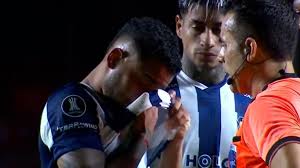 Bobadilla Acusado de Xenofobia: Navarro Llora en el Talleres vs. São Paulo - Imagen principal del artículo