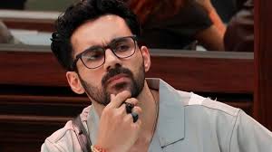 UPDATE #WeekendKaWar 🎥🔥 Once again, #SalmanKhan praises #AvinashMishra  for his impeccable dignity and respectful nature. He stated, "Avinash is  the only one in this house who truly knows how to respect his