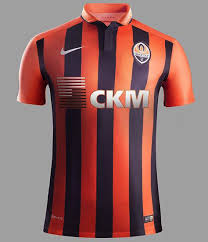Ball possession is very good for shakhtar donetsk, with an average of 67.50% overall in this season. Shakhtar Donetsk 15 16 Heimtrikot Veroffentlicht Nur Fussball