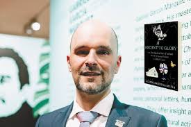 El autor del primer libro basado en el archivo de Gabriel García Márquez  revela cómo escribió "Cien años de soledad"