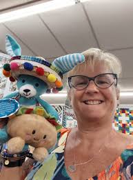 The only cooperative critter I could find yesterday