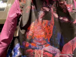 With a few google searches i found the leaked photos of every hololive en member's face. Disney World S Most Cringe Worthy Souvenirs Disney Food Restaurants Disney Vacation Club Members