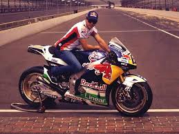Cool new page, would love to see some more designs. Motogp Stefan Bradl A Nice New Livery To Go With A Nice New Contract Survival Of The Fastest