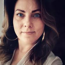 Kate Roberts (she/her)