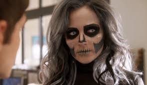 Winn Tries to Talk Down Siobhan