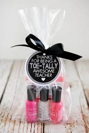 Unique Birthday Gift For Teacher Best Diy Teacher Gifts Easy Cheap Gift Ideas To Make For Christmas Gifts End Of Year T Teacher Birthday Gifts Teacher Valentine Gifts Best Teacher Gifts