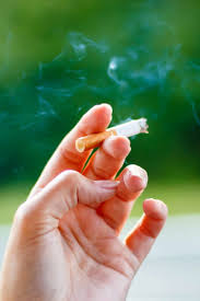 Before starting how smoking has a relationship with hair loss, i would like to tell you that smoking can affect and cigarettes will increase the production of dht in the body, hence leading. 10 Effects Of Smoking Cigarettes