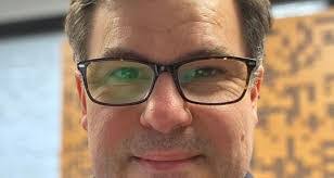 Mark Yardley's Instagram, Twitter & Facebook