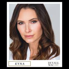 Closing out the week with a huge shout out to Debra for her first booking  with a Texas local home renovation company! Love it, Debra! 🔨🎬✨♥️ •  @debra_montalvo1 #duvallmactalent #duvallmac #booked #texaslocal