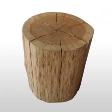 Für unsere baumstämme nutzen wir nur vollmassives fichtenholz, welches. Baumstamm Hocker Holzklotz Aus Eiche Als Runder Sitzhocker Aus Einem Stuck