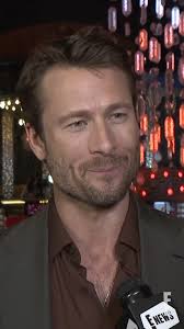 Glen Powell and Tom Cruise are action movie legends. 🤩