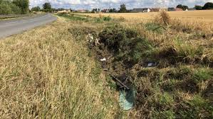 L'accident, survenu ce lundi 15 juillet, a coûté la vie aux quatre passagers de la voiture que le train a percutée un peu avant 10 heures. Sortie De Route Mortelle A Tergnier
