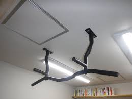 マルイチのDIY】当店休憩室の天井に『懸垂バー』を設置しました。 | マルイチ住宅設備機器株式会社