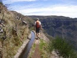 Die zu portugal gehörende vulkaninsel madeira vor der nordwestküste afrikas zeichnet sich. Madeira Reisetipps Infos Fur Den Madeira Urlaub Planen Sie Ihre Reise Nach Madeira