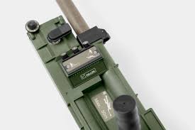 There are dozens of waterproof metal detectors that you can find on the market, making it hard to pick the best. Vmw1 Compact Metal Detector Vallon Gmbh