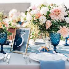 Ob im sommerkleid, in jeans oder im eleganten. Star Hochzeiten Die Skurrilsten Brautkleider Der Stars Gala De