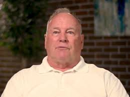 Jugaba con la PlayStation sentado en su casa y un rayo cayó en su brazo