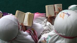 • 108 млн просмотров 3 года назад. Diantaranya Tadarus Al Quran Ini 7 Aktivitas Bisa Dilakukan Di Rumah Sambil Menunggu Waktu Berbuka Tribun Kaltim