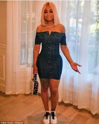 Blac Chyna Shows Off Her Curves In Strapless Denim Dress Strapless Denim Dress Outfits Blac Chyna