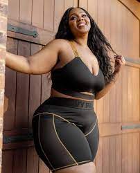 We would like to show you a description here but the site won't allow us. Mzansi Thick Bbw 18 Fotos Facebook