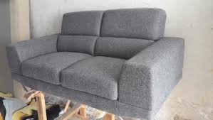 تنجيد وتفصيل جميع انواع و الموديلات رثي الملابس تنحيد الكنب ورثي السجاد العجمي والحرير والجلود وصباغه الجلود