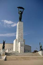 Jun 22, 2021 · sal lászló felidézte a szobor történetét és hozzátette: Szabadsag Szobor Budapest Wikipedia