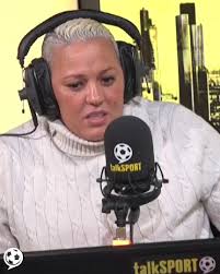 Lianne Sanderson ADMITS that Man United are "SO FAR BEHIND" the rest of the  Big Six and BLAMES the Glazers for lack of progression! 🔴