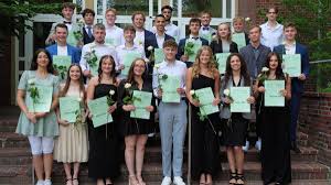 Bilder der Abschlussklassen 2023 in Delmenhorst und Ganderkesee