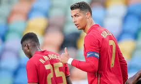 Последние твиты от portugal (@selecaoportugal). Ronaldu Priblizhaetsya K Mirovomu Rekordu Portugaliya Izrail 4 0 Obzor Matcha Video Golov á‰ Ua Futbol