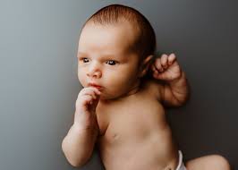 Lincoln, Nebraska Newborn, Family & Maternity Photographer