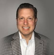 Alan Majewski's Instagram, Twitter & Facebook