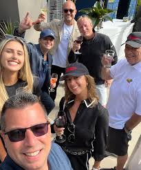 Lily Lindquist (@lilylindquist) • Instagram photos and videos