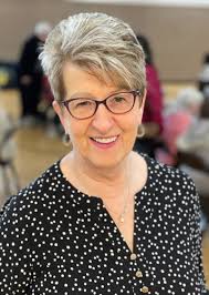 Kathy Lindberg's Instagram, Twitter & Facebook