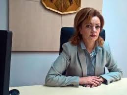 Directia generala de pasapoarte a implementat la nivel national platforma de programare online www.epasapoarte.ro in vederea programarii si depunerii cererilor pentru eliberarea documentului de calatorie. Local Acces Fara Programare Online La Inmatriculari Vehicule De Maine Si Pasaport Pe 10 Ani Din 17 Iulie Monitorul De Suceava MarÅ£i 26 Iunie 2018